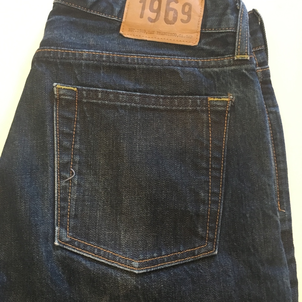 Gap Jeans 1969 Straight Fit in Dark Wash